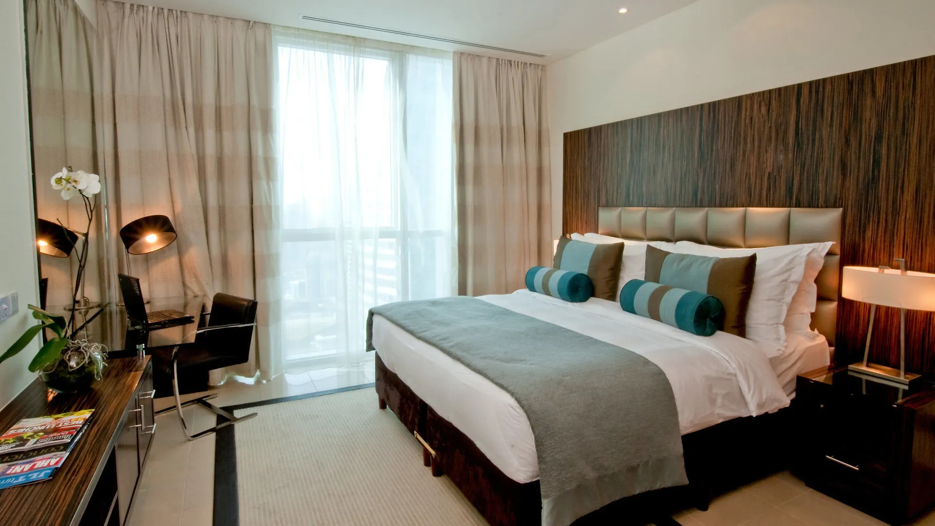 Voco - Bonnington Dubai By Ihg Hotel