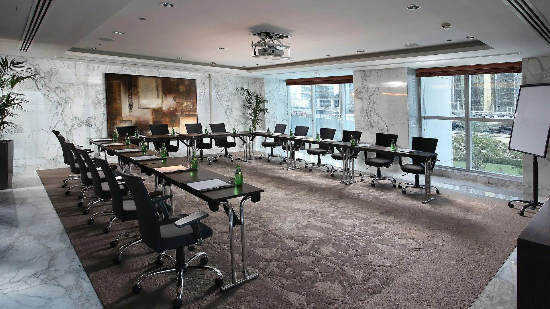Voco - Bonnington Dubai By Ihg Hotell